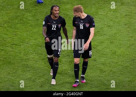Valentino Lazaro (Österreich), Philipp Lienhart (Österreich) Niederlande - Österreich Amsterdam, 17.06.2021, Fussball, Saison 2020/21 Foto: Moritz Stockfoto
