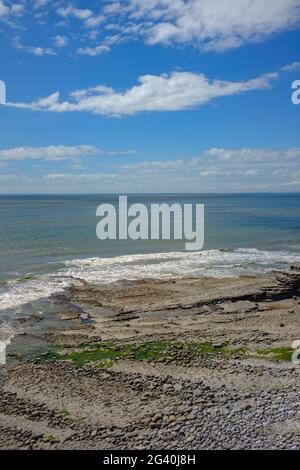 Das Meeresbett in Nash Point, Newport, Wales. Stockfoto