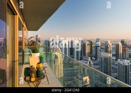Blick von einem Apartment auf den Dubai Marina, Dubai, Vereinigte Arabische Emirate Stockfoto