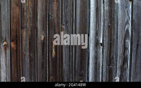 Dunkle Holzbretter Textur. Holzoberfläche grauer Hintergrund. Abstraktes Banner mit Platz Stockfoto