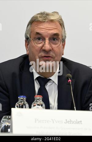 Föderation Wallonien - Brüsseler Ministerpräsident Pierre-Yves Jeholet im Bild während Eine Pressekonferenz nach einer Sitzung des beratenden Ausschusses Stockfoto