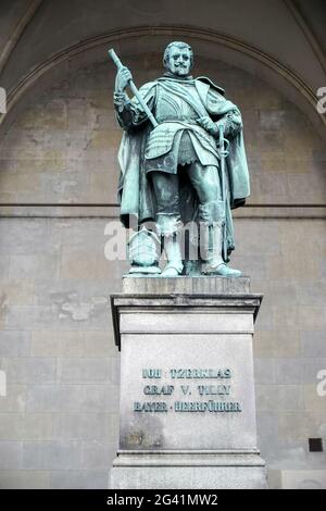 Statue von Graf V Tilly am Feldherrnhalle in München Stockfoto