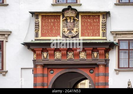 Aufwendige Torbogen in Hofburg am Heldenplatz in Wien Stockfoto