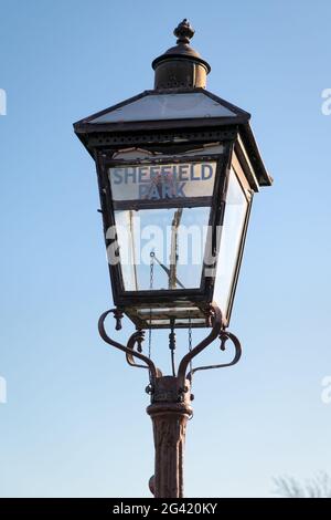 Gaslampe an Sheffield Park Station Stockfoto