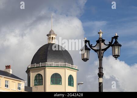 WORTHING, WEST SUSSEX/UK - 13. NOVEMBER: Blick auf den Dom Kino in Worthing West Sussex am 13. November 2018 Stockfoto