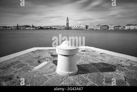 Blick auf den Campanile de San Marco von San Gorgio Maggiore, Lagune von Venedig, Venetien, Italien, Europa Stockfoto