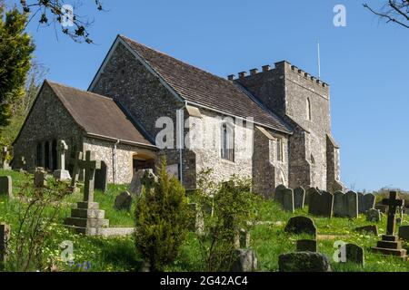 BRAMBER, WEST SUSSEX/UK - April 20: Außenansicht der Kirche St. Nikolaus im Bramber West Sussex UK am 20. April 2018 Stockfoto