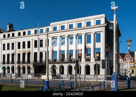 EASTBOURNE, East Sussex/UK - Januar 18: Blick auf die Ausgebrannten Claremont Hotel in Eastbourne East Sussex am 18. Januar 2020. Stockfoto