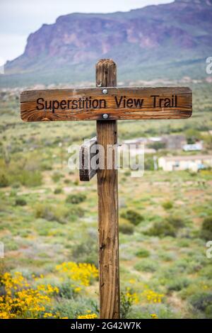 Eine Beschreibungstafel für den Trail in Silly Mountain, Arizona Stockfoto