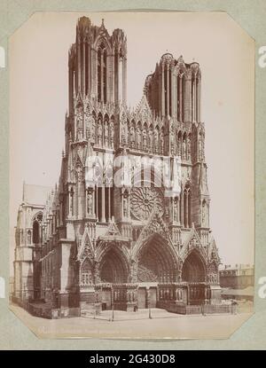 Westfassade der Kathedrale von Reims; Reims. Cathédrale, Façade Principal Ouest. Teil des Fotoalbums mit Aufnahmen von Monumenten in Frankreich. Stockfoto