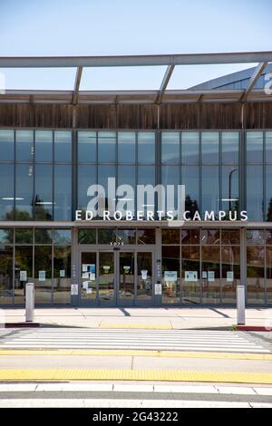 Der Ed Roberts Campus in Berkeley, Kalifornien. Der Ed Roberts Campus erinnert an das Leben und die Arbeit von Edward V. Roberts, einem frühen Führer in der Indep Stockfoto