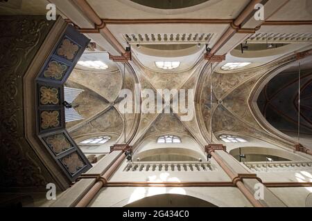 St. Maria in Lyskirchen, Ansicht der gewölbten Fresken im Hauptschiff, Köln, Deutschland, Europa Stockfoto