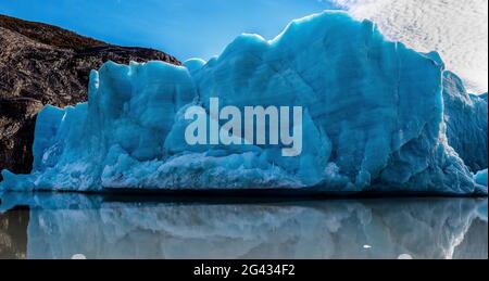 Craggy Grey Glacier am Lago Grey, Magellanes Region, Torres del Paine, Chile Stockfoto