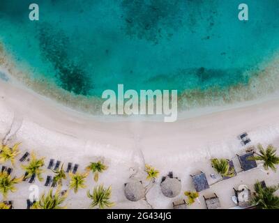 Tropischer Luxus-Resort Curacao mit Pirvate Strand und Palmen, Luxus Urlaub Curacao Stockfoto