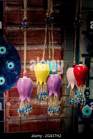 Türkische Perle mit bösen Augen als Amulett-Souvenir Stockfoto