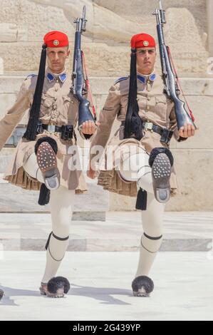 Evzone Soldaten, die Wachablösung, Athen, Griechenland, Europa, Stockfoto
