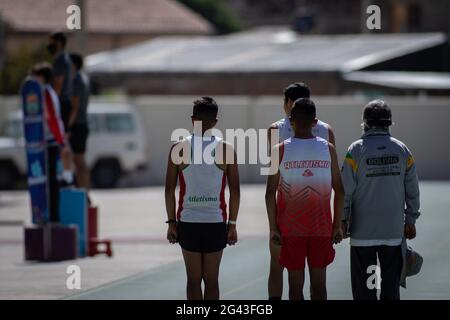 Cochabamba, Bolivien. Juni 2021. COCHABAMBA, OR - 18.06.2021: GRAND PRIX CLASIFICATORIA OLIMPIADAS - während des Grand Prix Clasificatoria Olimpiadas, der im Pista Atletica GAMC in Cochabamba stattfand, OR. Quelle: Foto Arena LTDA/Alamy Live News Stockfoto