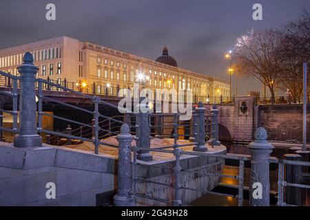 Berlin bei Nacht, Neues Berliner Stadtschloss Stockfoto