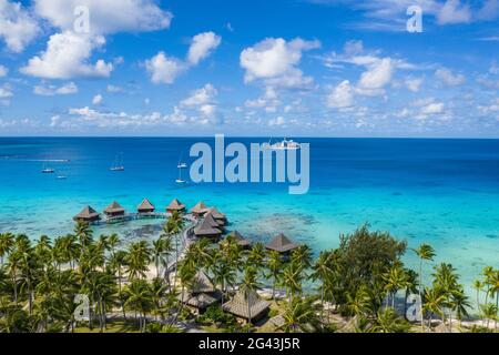 Luftaufnahme des Hotels Kia Ora Resort Stockfoto