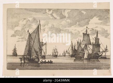 Segelschiffe und Schiffsschlaufen auf ruhigem Meer. Links ein Segelschiff und ein Schiffsschlaufe. Rechts ein Kriegsschiff mit einem kleinen Segelschiff und einer Schlinge daneben. Stockfoto