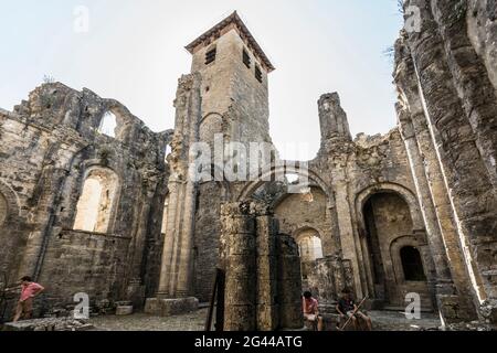 Marcilhac-sur-Célé, am Célé, in der Nähe von Figeac, Departement Lot, Occitanie, Frankreich Stockfoto