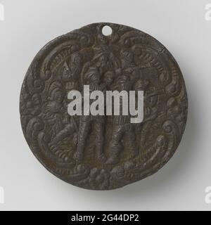 Nachtwache Hauptmotiv. Runde Loden-Plakette mit dem Hauptmotiv der „Nachtwache“ von Rembrandt in Relief. Stockfoto