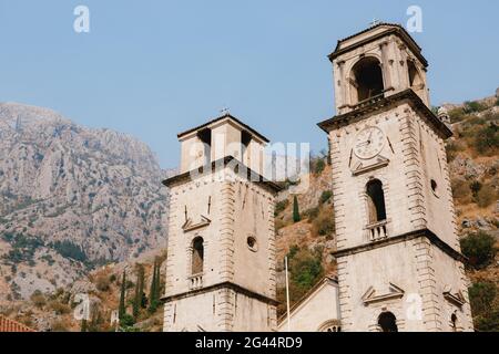 Kapelle des Turms der Kathedrale von St. Tryphon in der Altstadt von Kotor in Montenegro Stockfoto