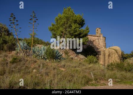 Sant Pere Sacama Hermitage, in der Nähe von Olesa de Montserrat (Baix Llobregat, Barcelona, Katalonien, Spanien) ESP: Ermita de Sant Pere Sacama, en Olesa (España) Stockfoto