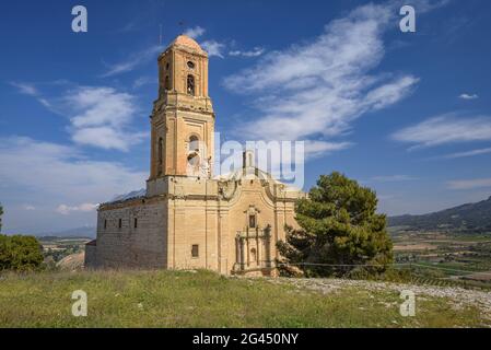 Besuch eines der Räume der Schlacht von Ebro. Kirche des Poble Vell (Altstadt) von Corbera d'Ebre, während des Spanischen Bürgerkrieges zerstört (Spanien) Stockfoto