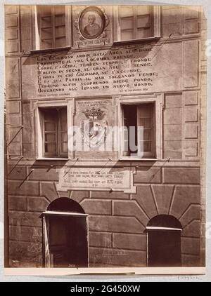 Fassade des Columbus-Hauses in Cogoleto; Cogoleto Casa di Colombo. Teil des Reisealbums mit Bildern von Sehenswürdigkeiten in Genua, Florenz und Venedig. Stockfoto