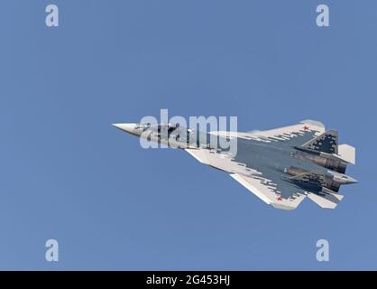 Moskau Russland Zhukovsky Airfield 31 August 2019: Demonstration des neuesten russischen SU-57-Fighterder internationalen Luft- und Raumfahrt Stockfoto