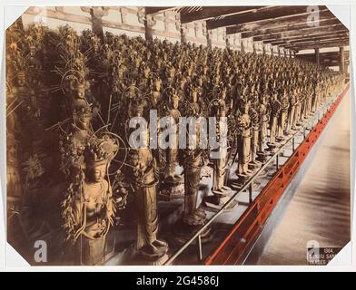 Bilder im Sanjusangen-Tempel in Kyoto; Sanjiu Sango Bilder bei Kioto. Teil des Albums mit 69 Fotos einer Reise durch Japan. Stockfoto