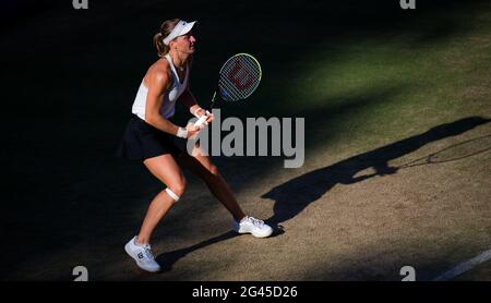 Berlin, Deutschland. Juni 2021. Liudmilla Samsonova aus Russland im Einsatz gegen Madison Keys aus den Vereinigten Staaten das 2021 bett1open WTA 500 Tennisturnier am 18. Juni 2021 im Rot-Weiss Tennis Club in Berlin, Deutschland - Foto Rob Prange / Spanien DPPI / DPPI / LiveMedia Kredit: Unabhängige Fotoagentur/Alamy Live News Stockfoto