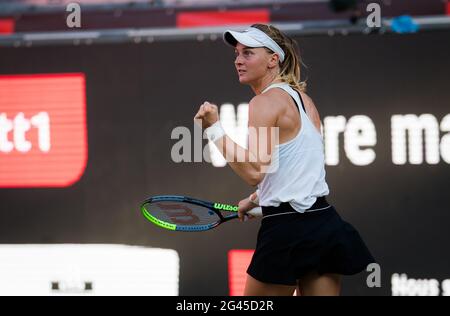 Berlin, Deutschland. Juni 2021. Liudmilla Samsonova aus Russland im Einsatz gegen Madison Keys aus den Vereinigten Staaten das 2021 bett1open WTA 500 Tennisturnier am 18. Juni 2021 im Rot-Weiss Tennis Club in Berlin, Deutschland - Foto Rob Prange / Spanien DPPI / DPPI / LiveMedia Kredit: Unabhängige Fotoagentur/Alamy Live News Stockfoto