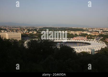 Rom, Italien. Juni 2021. ROM, ITALIEN - 19.06.2021: Olympiastadion ist vor der UEFA Euro 2020 Championship Group BEREIT EIN Spiel zwischen Italien und Galles im Olympiastadion am 19. Juni 2021 in Rom, Italien. Kredit: Unabhängige Fotoagentur/Alamy Live Nachrichten Stockfoto