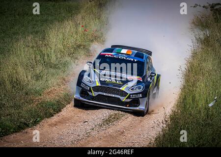 Mikolajki, Polen. Juni 2021. 34 MCCOURT Cathan (IRL), HOY Brian (IRL), Cathan MCCOURT, Ford Fiesta MkII, Aktion während der Rallye Polen 2021, 1. Lauf der FIA European Rally Championship 2021, vom 18. Bis 20. Juni 2020 in Mikolajki, Polen - Foto Grégory Lenormand / DPPI Credit: DPPI Media/Alamy Live News Stockfoto