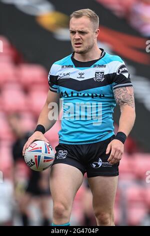 Leigh, Großbritannien. Juni 2021. Adam Swift (21) von Hull FC während des Vorspiels in Leigh, Großbritannien am 6/19/2021. (Foto von Craig Thomas/News Images/Sipa USA) Quelle: SIPA USA/Alamy Live News Stockfoto