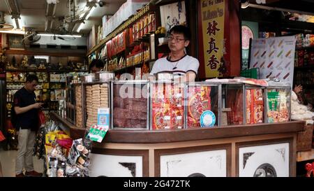 Gewürze Kräuter getrocknete Lebensmittel Rohstoffe Chinatown Market Area Bangkok Thailand Stockfoto