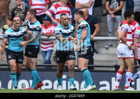 Leigh, Großbritannien. Juni 2021. Mahe Fonua (5) vom Hull FC feiert seinen Versuch am 6/19/2021 in Leigh, Großbritannien. (Foto von Craig Thomas/News Images/Sipa USA) Quelle: SIPA USA/Alamy Live News Stockfoto