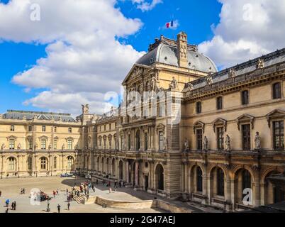 Paris/Frankreich - April 03 2019. Der Louvre Paris Stockfoto