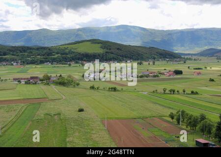 Eine ländliche Landschaft irgendwo in Kroatien. Stockfoto