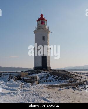 Leuchtturm in Wladiwostok. Wintersaison. Stockfoto