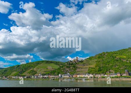 Schloss Gutenfels über Kaub, UNESCO-Weltkulturerbe, Rheintal, Rheinland-Pfalz, Deutschland Stockfoto