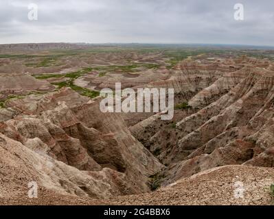 Badlands National Park in South Dakota im Frühling, horizontal Stockfoto