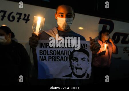 Porto-Bucht, Brasilien. Juni 2021. Demonstration gegen Jair Bolsonaro in Porto-Are am Samstag, den 19. Kredit: Carlos Quadros/FotoArena/Alamy Live Nachrichten Stockfoto