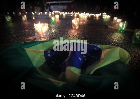 Porto-Bucht, Brasilien. Juni 2021. Demonstration gegen Jair Bolsonaro in Porto-Are am Samstag, den 19. Kredit: Carlos Quadros/FotoArena/Alamy Live Nachrichten Stockfoto