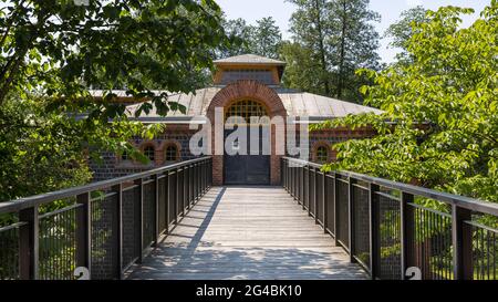 Das historische Industriedorf Fiskars ist ein beliebtes Reiseziel in Südfinnland Stockfoto