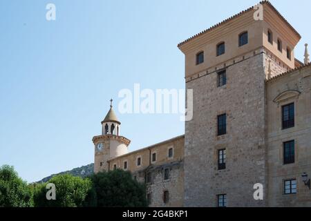 Kloster von Saint Salvador, Außengebäude. Ona, Burgos, Spanien, Europa Stockfoto