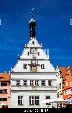 Rothenburg ob der Tauber, Franken/Deutschland : Ratstrinkstube mit astronomischer Uhr von Johann Carl Landeck Stockfoto