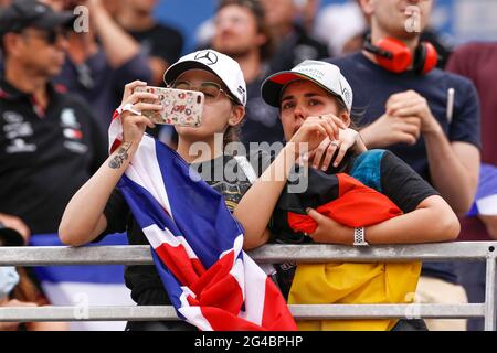 Le Castellet, Frankreich. Juni 2021. Fans, F1 Grand Prix von Frankreich auf dem Circuit Paul Ricard am 20. Juni 2021 in Le Castellet, Frankreich. (Foto von HOCH ZWEI) Quelle: dpa/Alamy Live News Stockfoto